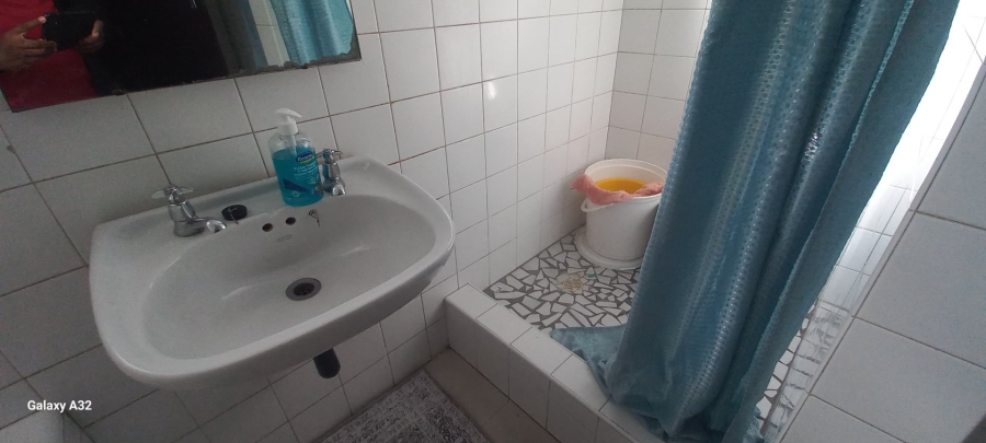 2 Bedroom Property for Sale in Chiselhurst Eastern Cape